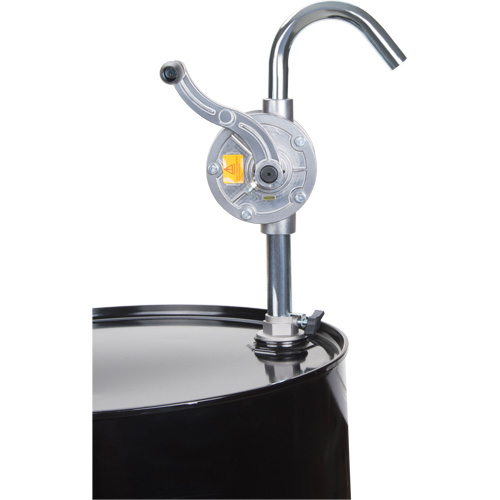 Pompe rotative pour baril, Aluminium, Pour capacit&eacute; 5-55 gal., 9,5 oz/course Mukwa Safety Services