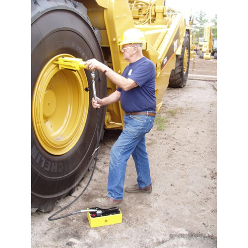 Pro Series OTR Earthmover Hydraulic Bead Breaker Mukwa Safety Services