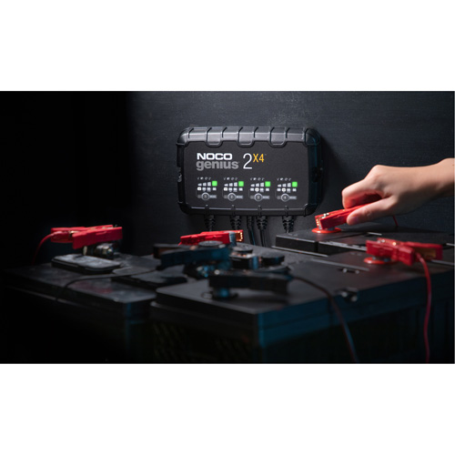 Chargeur de batterie 4 sorties de 8 A Genius 2X4 Mukwa Safety Services