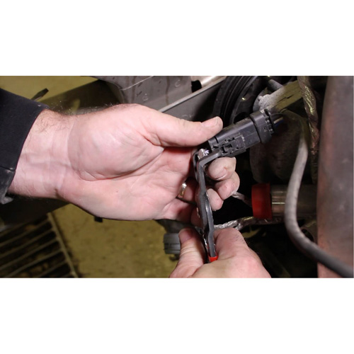 85-Degree Disconnect Pliers Mukwa Safety Services