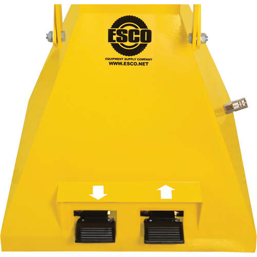 Pneumatic Passenger & Light Truck Tire Spreader Mukwa Safety Services