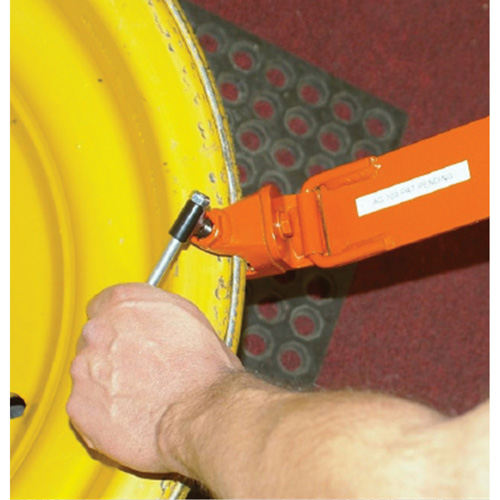 Mainteneur de talon pour pneus agricoles Mukwa Safety Services