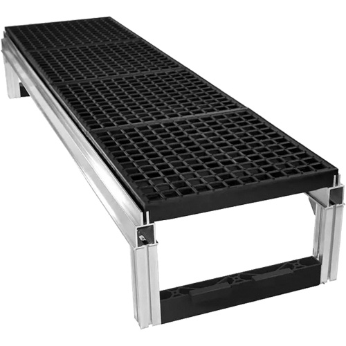 Trousse de plateforme de travail modulaire en aluminium &agrave; drainage ouvert FOUNDATION, 36" la x 72" pr, Capacit&eacute; de 400 lb, Enti&egrave;rement soud&eacute; Mukwa Safety Services