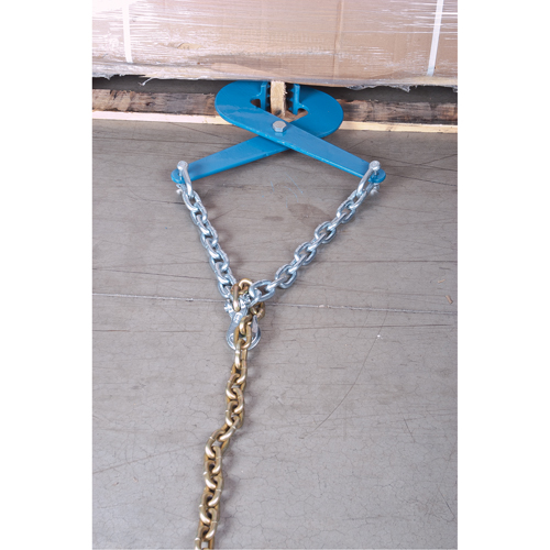 Pallet Puller, 16 lbs. Weight, 7" Jaw Opening, 5000 lbs. Pulling Capacity, 3" Jaw Height Mukwa Safety Services
