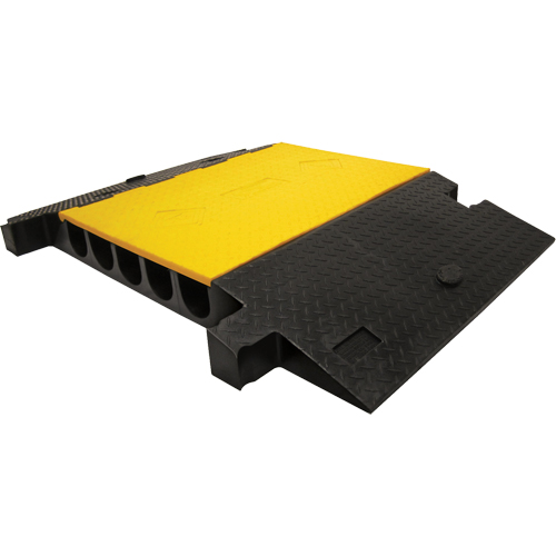 Protecteur de c&acirc;ble robuste Yellow Jacket, 5 canaux, 35,75" lo x 57,25" la x 5,125" h Mukwa Safety Services