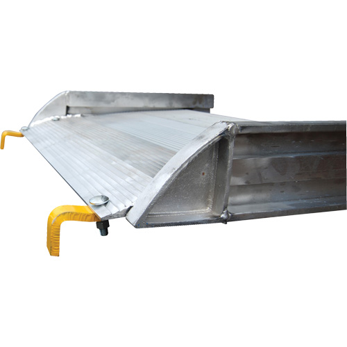 Aluminum Walk Ramp, 1000 lbs. Capacity, 38" W x 193-1/8" L Mukwa Safety Services