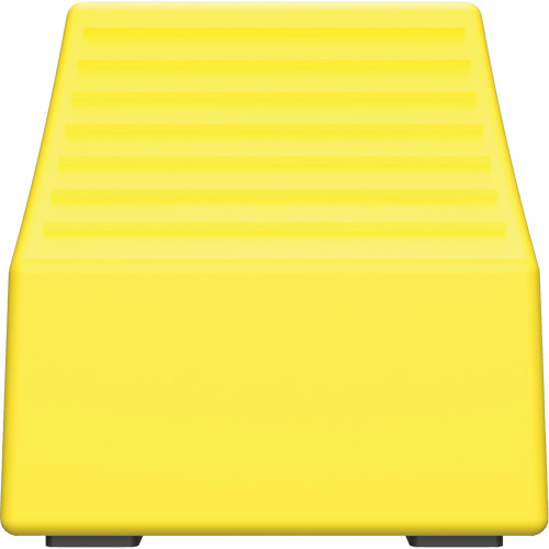 Cale de roue ultra-robuste pour l'exploitation mini&egrave;re Checkers Safety, PEHD, Jaune, 14-1/2" la x 17-1/2" p x 16" h Mukwa Safety Services