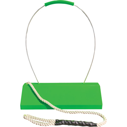 Cale de roue pour avion Checkers Safety SafeRay avec poign&eacute;e ergonomique &agrave; cordage en boucle, Ur&eacute;thane, Vert fluorescent, 24" la x 8" p x 6" h Mukwa Safety Services