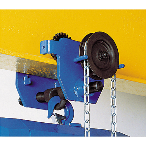 Chariot &agrave; avanc&eacute;e par chaîne Corso, 4000 lb (2 tonnes) Capacit&eacute;, 2-3/5" - 8-2/3" Mukwa Safety Services
