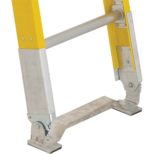 Single Section Straight Ladder - 6100 Series, 10', Fibreglass, 375 lbs., CSA Grade 1AA Mukwa Safety Services