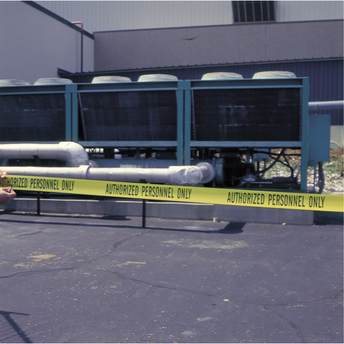 Rubans pour barricades, Anglais, 3" la x 1000' lo, 2 mils, Noir sur jaune Mukwa Safety Services