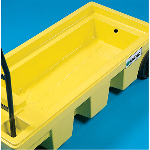 Chariots Poly-Spillcart, 66,5" lo x 29" la x 43,9" h, Cap. de d&eacute;versement 57 gal. US Mukwa Safety Services