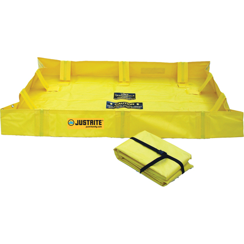 QuickBerm&reg; Lite Containment Berm, 79 gal. Capacity, 4' W x 4' L x 8" H, Snap-Up Bracket Mukwa Safety Services