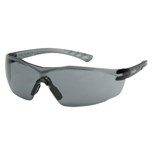 Lunettes de s&eacute;curit&eacute; s&eacute;rie Z700, Lentille Grise/fum&eacute;e, Anti-&eacute;gratignures, R&eacute;pond ou surpasse la norme CSA Z94.3 Mukwa Safety Services