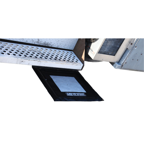 Drip Defender Spill Collection Pad, Oil Only, 15" x 13", 0.2 gal. Absorbancy Mukwa Safety Services