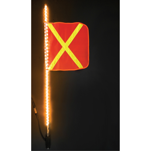 Fanions DEL robustes Safety Whip, Fixation Attelage, Hauteur 4, Orange avec X r&eacute;fl&eacute;chissant Mukwa Safety Services