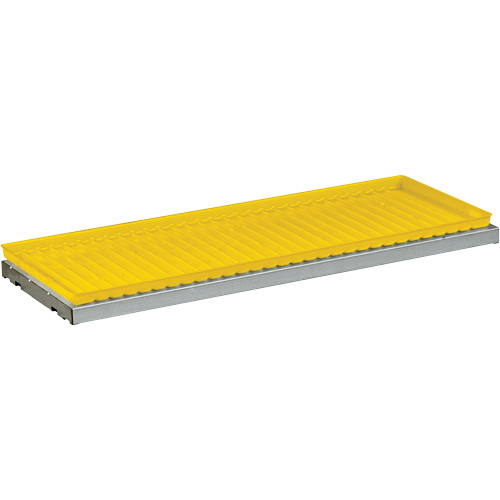&eacute;tag&egrave;re SpillSlope avec plateau pour armoire de s&eacute;curit&eacute; Mukwa Safety Services