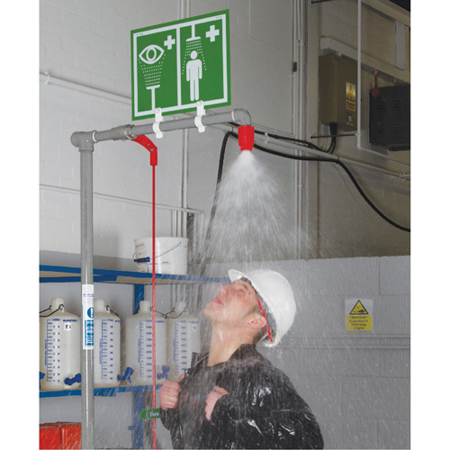 Douche combin&eacute;e avec cuvette ferm&eacute;e en ABS et entr&eacute;e sup&eacute;rieure, Socle Mukwa Safety Services