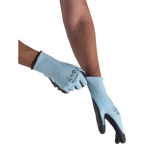Gants &eacute;lastiques &eacute;cologiques r&eacute;sistants &agrave; la coupe, Taille 7, Calibre 13, Rev&ecirc;tement Polyur&eacute;thane, Enveloppe en PEHP/rPET, ASTM ANSI niveau A3 Mukwa Safety Services
