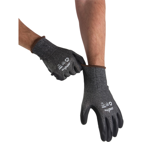Gants &eacute;cologiques, l&eacute;gers, et r&eacute;sistants &agrave; la coupe, &agrave; haute dext&eacute;rit&eacute;, Taille 9, Calibre 21, Rev&ecirc;tement Mousse de nitrile, Enveloppe en Acier inoxydable/PEHP/rPET, ASTM ANSI niveau A5 Mukwa Safety Services