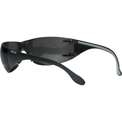 Lunettes de s&eacute;curit&eacute; Adapt Lite, Lentille Fum&eacute;e, Antibu&eacute;e/Anti-&eacute;gratignures, ANSI Z87+/R&eacute;pond ou surpasse la norme CSA Z94.3 Mukwa Safety Services