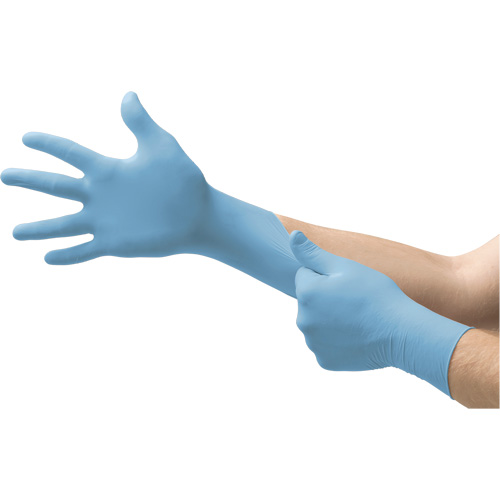 Gants jetables Vesatility 92-134 MICROFLEX, 7.5/8/Moyen, Nitrile, 2,76-mil/3,94-mil, Sans poudre, Bleu, Classe 2 Mukwa Safety Services