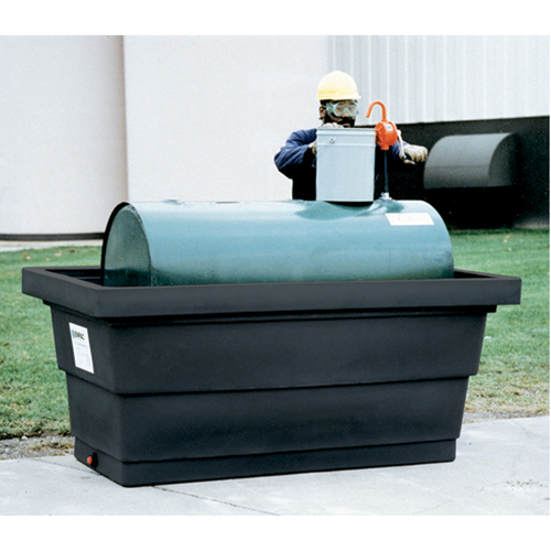 Unit&eacute; de confinement Poly-Tank 275 avec drain, 82,3" lo x 45" la x 35,3" h, 275 gal. US Capacit&eacute; Mukwa Safety Services