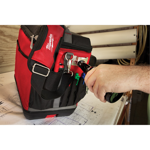 Packout Cooler, 20.5 L Capacity Mukwa Safety Services