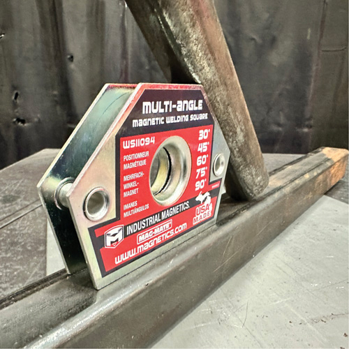 &eacute;querres de soudage magn&eacute;tiques, 4-3/8" lo x 3/4" la x 3" h, 55 lb Mukwa Safety Services