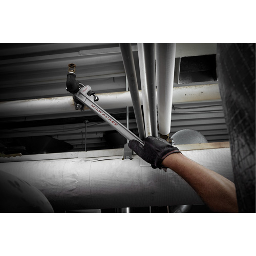 Cl&eacute; &agrave; tuyau avec manche Powerlength, Cap des m&acirc;choires 1-1/2", Longueur 10" Mukwa Safety Services