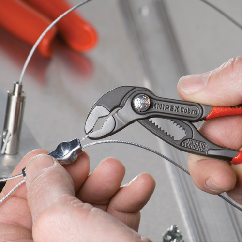 Pinces pour pompe &agrave; eau Cobra&reg;, 5" Mukwa Safety Services