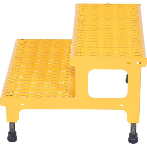 Plate-forme ajustable Step-Mate, 2 marche(s), 23-13/16" la x 22-7/8" lo x 15-1/4" h, Capacit&eacute; 500 lb Mukwa Safety Services
