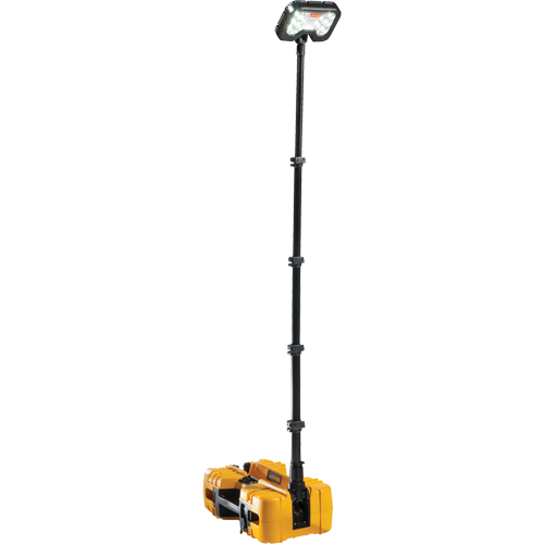 Syst&egrave;mes d'&eacute;clairage &agrave; distance 9490, DEL, 53,3 W, 6000 lumens, Boîtier en Plastique Mukwa Safety Services