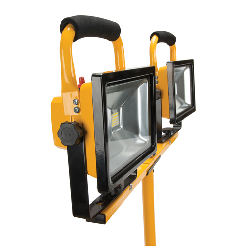Projecteur double, DEL, 40 W, 4800 lumens, Boîtier en Aluminium Mukwa Safety Services