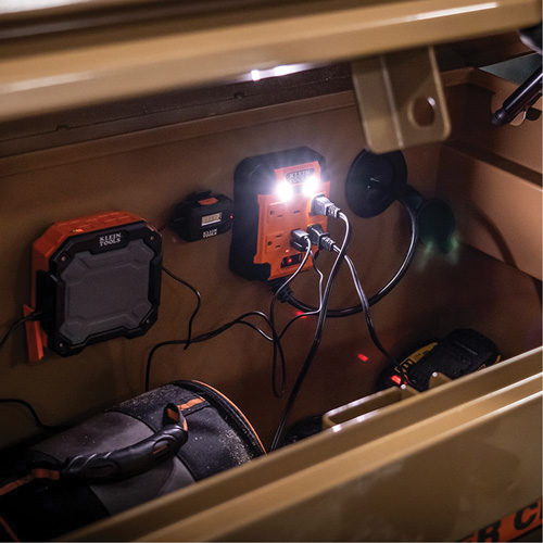 Bloc multiprise magn&eacute;tique Powerbox 1, 4 Prise(s), 5', 120 V Mukwa Safety Services