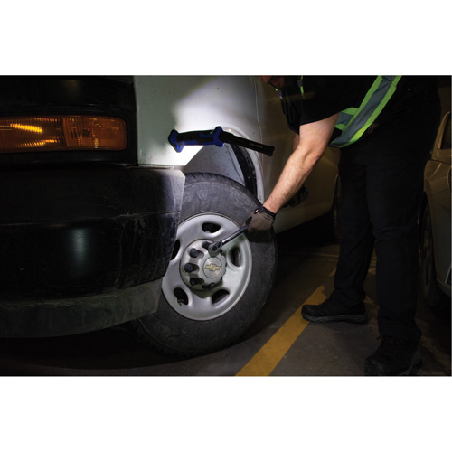 Baladeuse pliante/torsad&eacute;e, Magn&eacute;tique, Rechargeable, 350 lumens Mukwa Safety Services