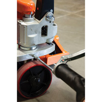 Heavy-Duty Lever Grease Gun, 14 oz Capacity Mukwa Safety Services