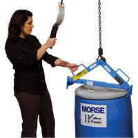 Leveur de baril, 30 - 85 gal. US (25 - 70 gal. imp.), Cap. 1000 lb/454 kg Mukwa Safety Services