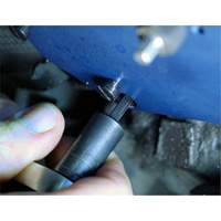 Gabarit de perçage pour installation sur collecteur pour Ford 4,6 L, 5,4 L, et 6,8 L Mukwa Safety Services