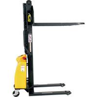 Gerbeur motoris&eacute; avec m&acirc;t &eacute;troit, Fonctionnement &eacute;lectrique, Capacit&eacute; 1500 lb, Lev&eacute;e max 63" Mukwa Safety Services