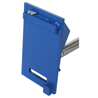 Fl&egrave;che de chariot &eacute;l&eacute;vateur pour tapis, 108-1/2" longueur, Install&eacute; sur tablier, Capacit&eacute; de 2500 lb Mukwa Safety Services
