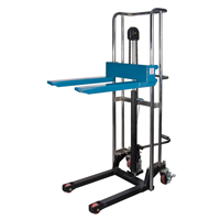 Gerbeur hydraulique &agrave; plateforme, M&eacute;canisme Pompe au pied, Capacit&eacute; de 880 lb, Levage max de 60" Mukwa Safety Services