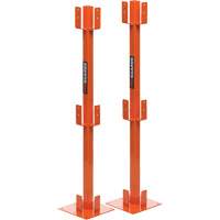 Poteaux temporaires ProGuards pour barri&egrave;re de s&eacute;curit&eacute;, 8" la x 39" h, Orange Mukwa Safety Services