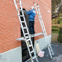 Planche de travail t&eacute;lescopique, 204" la x 12" pr, Capacit&eacute; de 250 lb, D&eacute;mont&eacute; Mukwa Safety Services