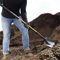 Pelle carr&eacute;e Pro, Fibre de verre, Lame Acier durci, Manche en Droit, Longueur 48" Mukwa Safety Services