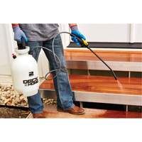 Deck & Home Universal Sprayer, 2 gal. (9 L), Polyethylene, 15" Wand Mukwa Safety Services