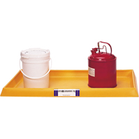 Plateaux Ultra-Containment Tray, 54" lo x 29,8" la x 3,5" h, Cap. de d&eacute;versement 16,5 gal. US Mukwa Safety Services