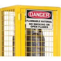 Armoire de s&eacute;curit&eacute; pour cylindres de gaz conforme aux normes de la CSA, nbre de bouteilles: 2, 17" , 17" , 69" , Jaune Mukwa Safety Services