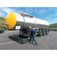 Berme Ultra-Tanker Berm, Capacit&eacute; 374 gal. US, 5' la x 10' lo x 12" h, Paroi en mousse Mukwa Safety Services