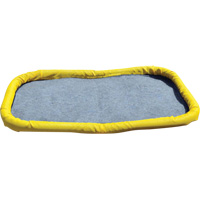 Petit tampon Ultra-Filter, Capacit&eacute; 0,8 gal. US, 2,5' la x 2' lo x 3" h, Paroi en mousse Mukwa Safety Services